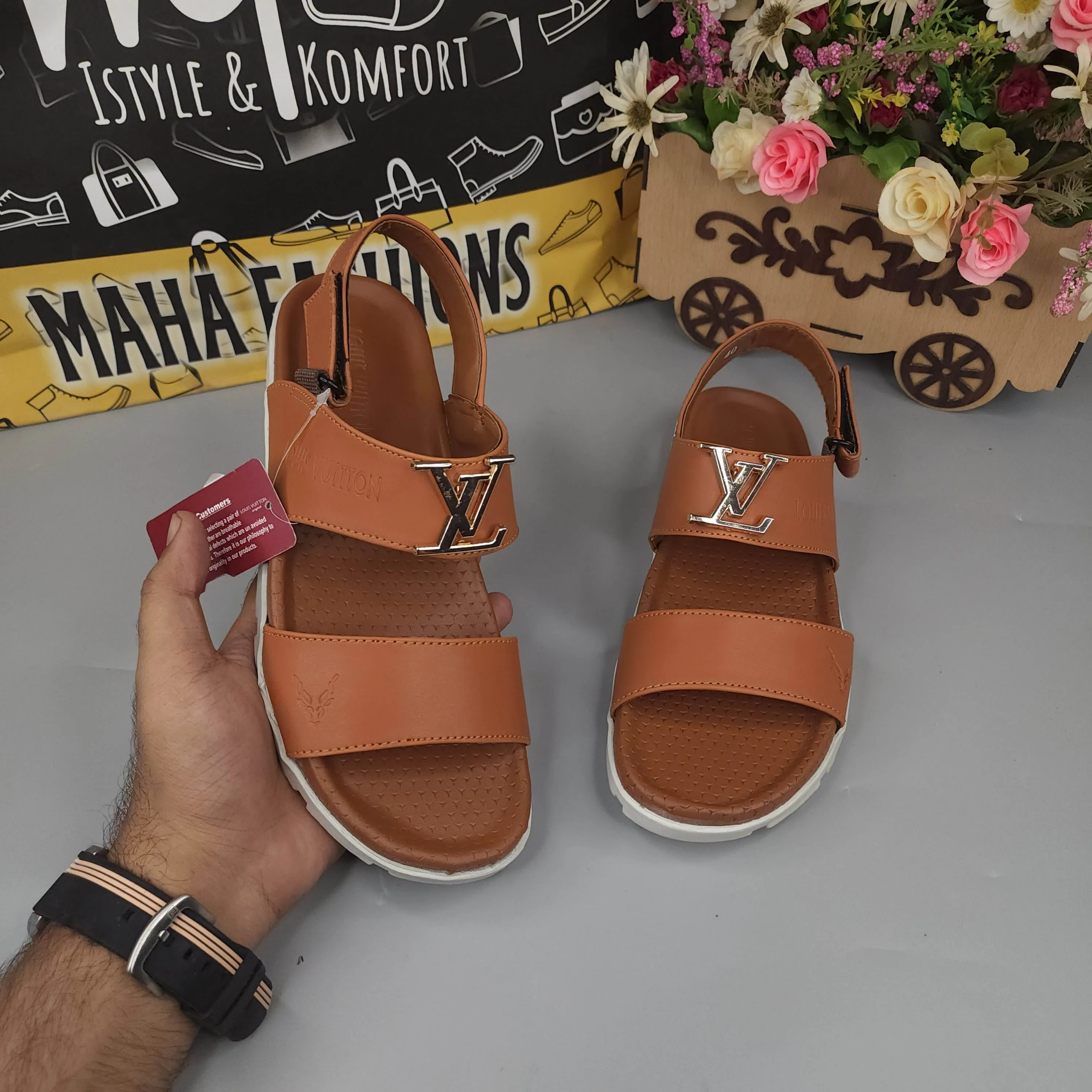 Camel Sandals with Golden Buckle