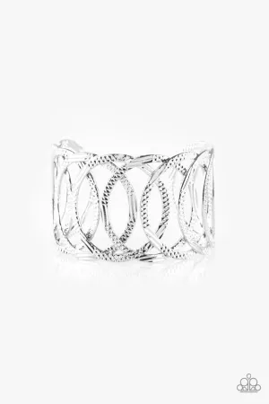 Circa de Contender Silver Paparazzi Bracelet