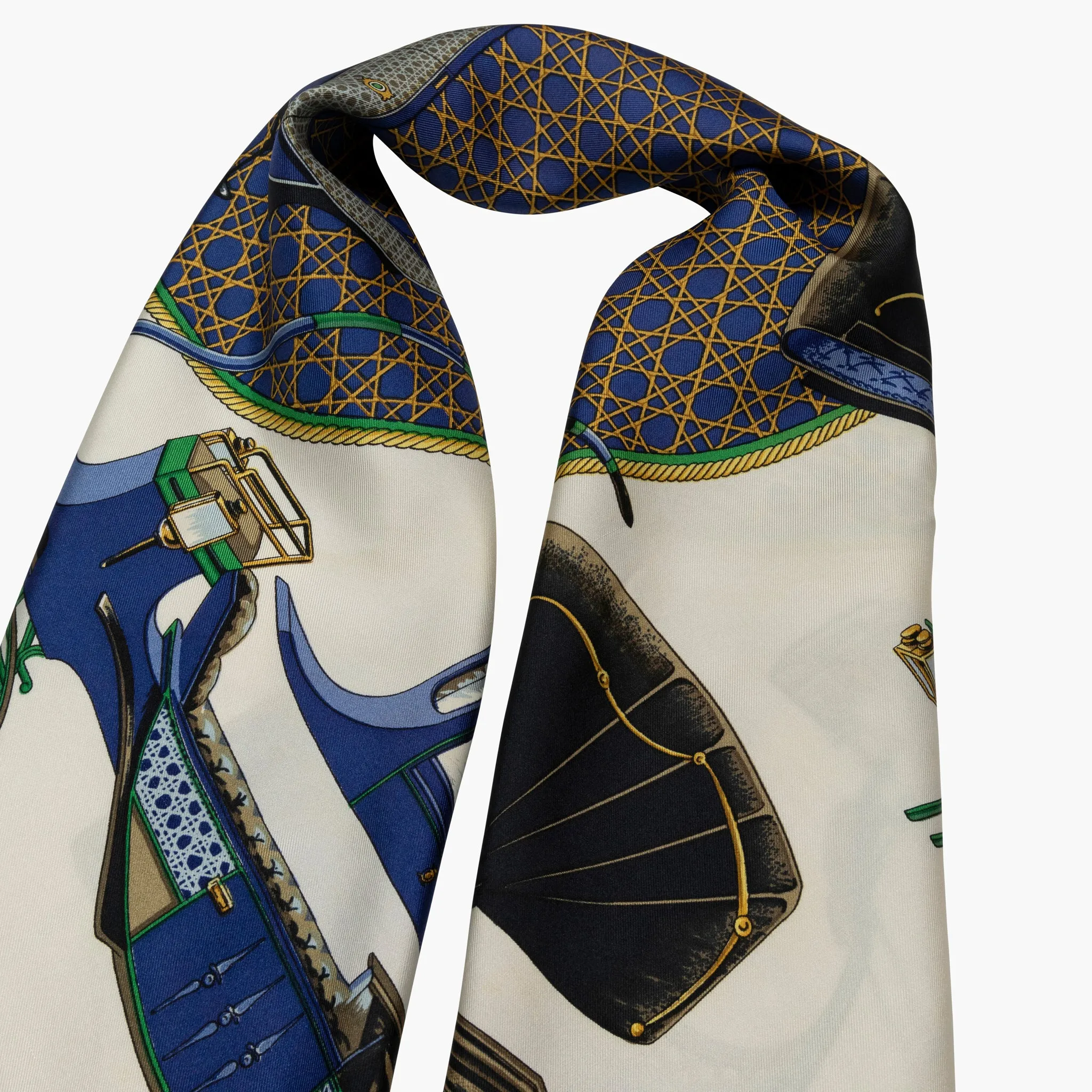 Les Voitures A Transformation Scarf